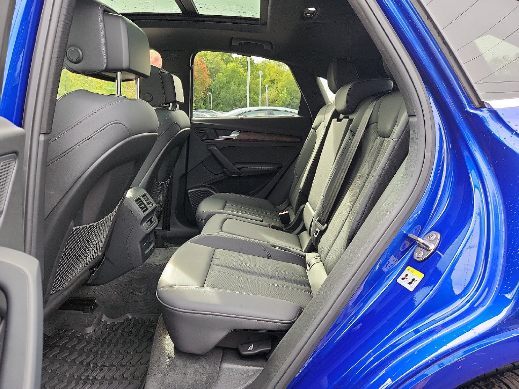 Certified 2023 Audi Q5 2.0T Prestige AWD/4WD image 16