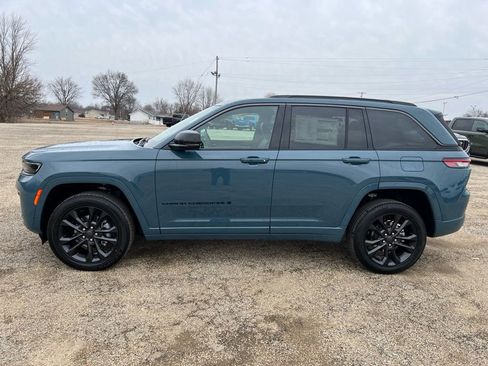 New 2026 Jeep Grand Cherokee Limited image 2