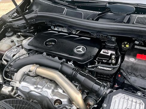 Used 2025 Mercedes-Benz GLA 250 image 31