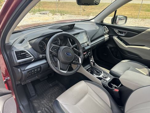 Used 2019 Subaru Forester Limited AWD/4WD image 9