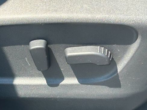 Used 2016 Nissan Rogue AWD image 39