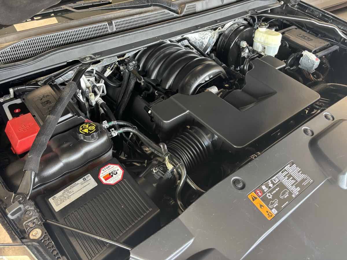 Used 2018 GMC Yukon XL SLE w/ SLE Value Package RWD image 30