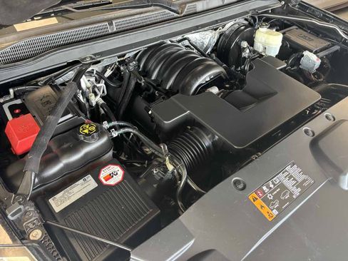 Used 2018 GMC Yukon XL SLE w/ SLE Value Package RWD image 30