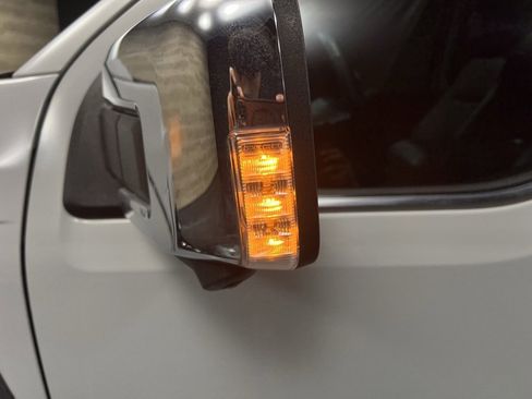 Used 2023 Ford F150 Lariat w/ Trailer Tow Package image 30