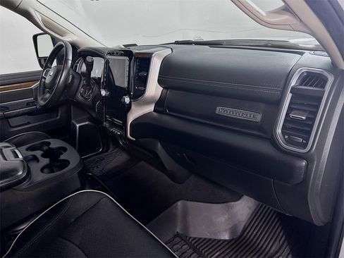 Used 2024 RAM 3500 Laramie image 31