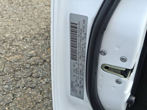 Used 2019 RAM 1500 Express w/ Express Value Package image 27