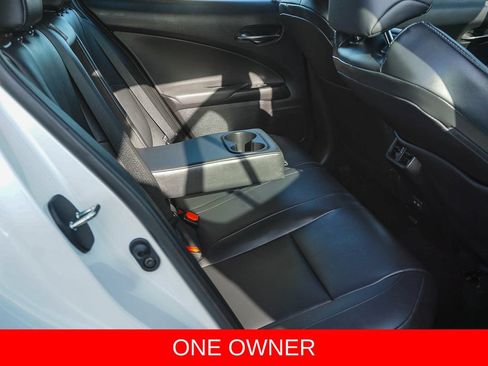 Used 2024 Lexus UX 250h FWD image 13
