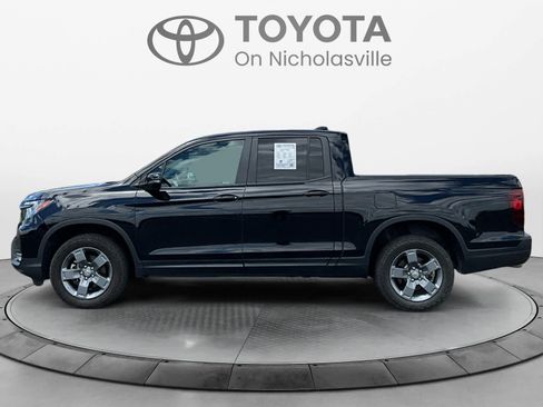 Used 2024 Honda Ridgeline TrailSport image 2