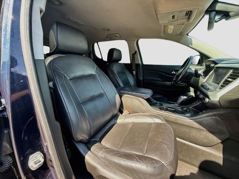 Used 2017 GMC Acadia SLT FWD image 33
