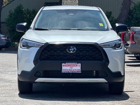 Certified 2023 Toyota Corolla Cross L FWD image 8