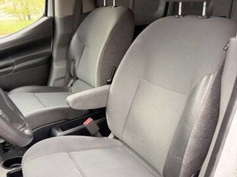 Used 2019 Nissan NV200 SV w/ Navigation Package FWD image 13