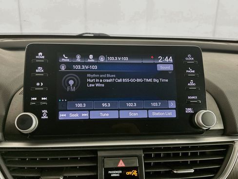 Used 2020 Honda Accord Sport image 19