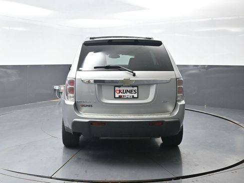 Used 2005 Chevrolet Equinox LT w/ Preferred Equipment Group AWD/4WD image 10