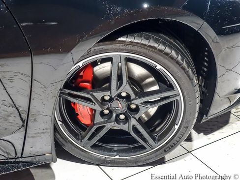 Used 2020 Chevrolet Corvette Stingray Preferred Cpe w/ 2LT Preferred Equipment Group RWD image 11