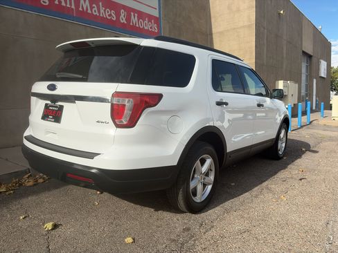 Used 2018 Ford Explorer 4WD image 5