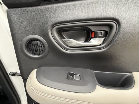 New 2026 Honda HR-V EX-L image 36