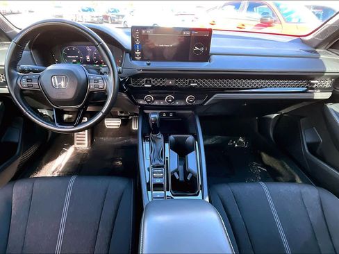 Used 2023 Honda Accord Sport image 15