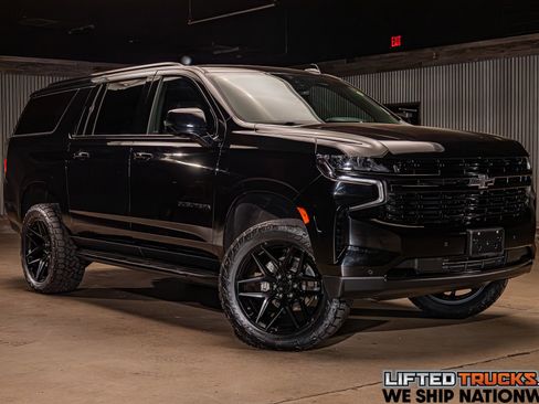 Used 2024 Chevrolet Suburban RST w/ Sport Performance Package AWD/4WD image 1
