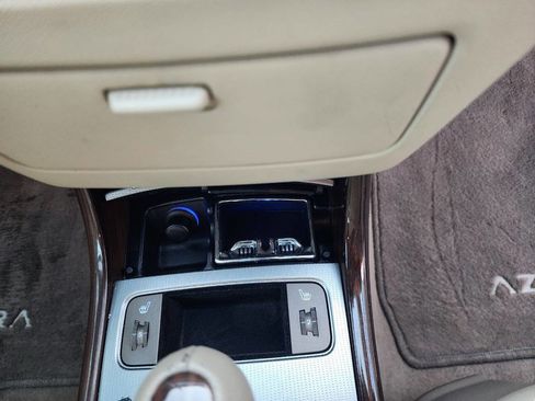Used 2009 Hyundai Azera Limited w/ Ultimate Navigation Pkg 4 FWD image 33