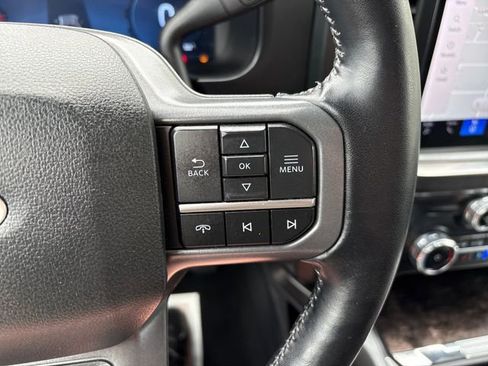 Used 2023 Ford F350 Lariat w/ Lariat Ultimate Package AWD/4WD image 13
