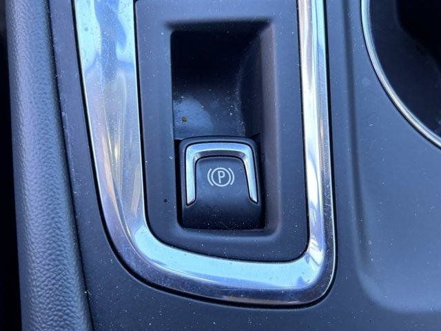 Used 2023 Chevrolet Equinox LS w/ LS Convenience Package FWD image 32