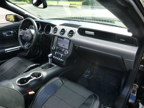 Used 2019 Ford Mustang Premium RWD image 35