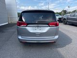 Used 2019 Chrysler Pacifica Limited image 4