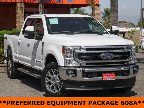 Used 2020 Ford F250 Lariat w/ Lariat Value Package AWD/4WD image 2