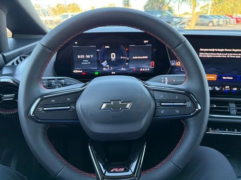 New 2026 Chevrolet Equinox EV RS image 25