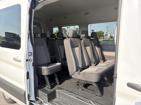 Used 2024 Ford Transit 350 XL RWD image 28