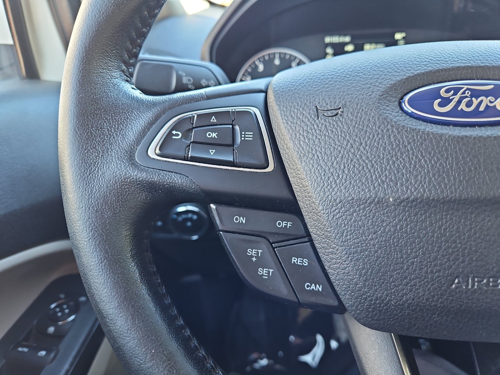 Used 2018 Ford EcoSport SE FWD image 24