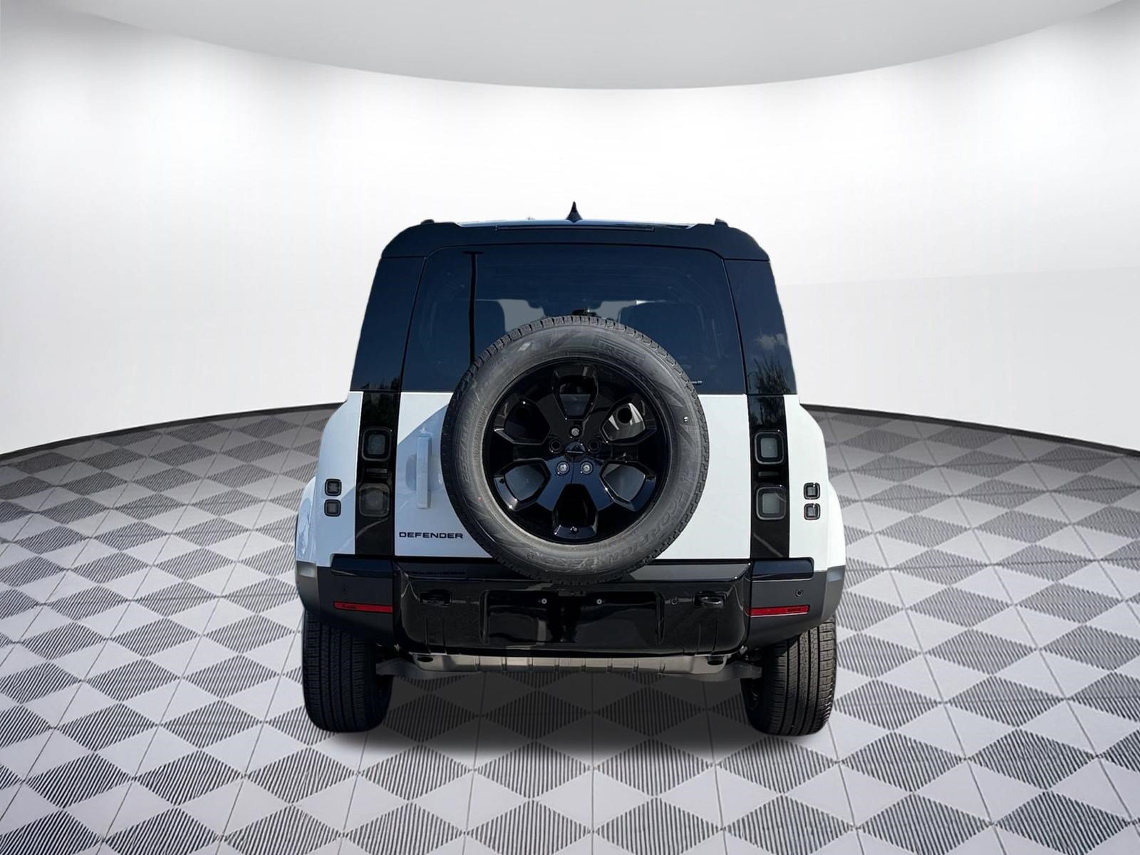 New 2026 Land Rover Defender 110 S AWD/4WD image 10