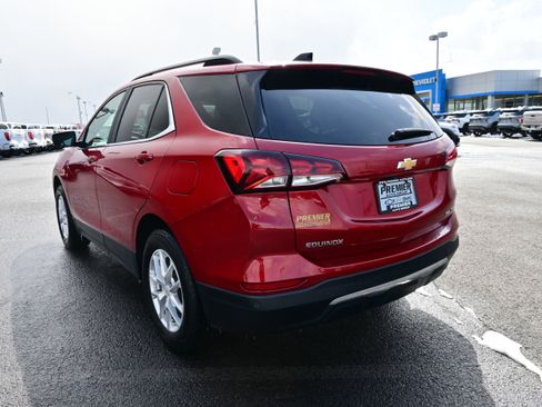 Used 2024 Chevrolet Equinox LT image 8