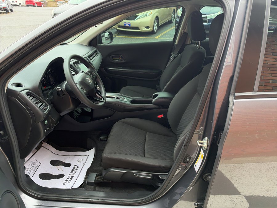 Used 2017 Honda HR-V LX image 15