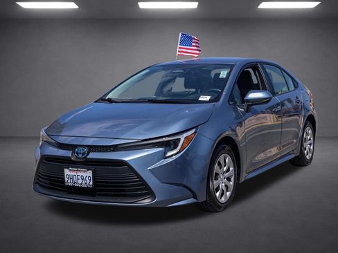 Used 2023 Toyota Corolla LE w/ Carpet Mat Package (TMS) FWD image 8