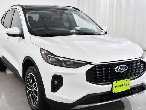 New 2026 Ford Escape Base w/ PHEV Premium Package image 4