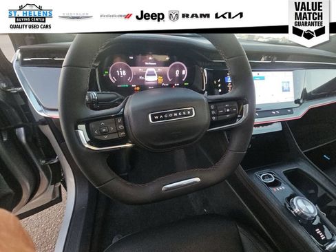 Used 2024 Jeep Wagoneer Launch Edition AWD/4WD image 17