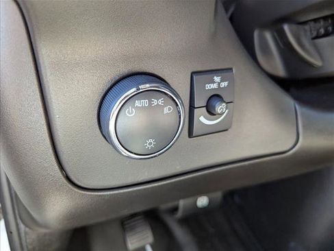 Used 2022 Chevrolet Express 3500 w/ Driver Convenience Package image 18