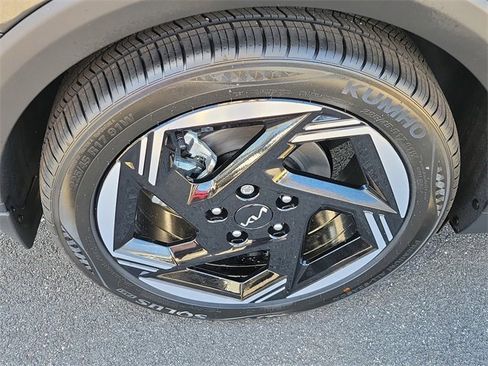 New 2025 Kia K4 EX image 8