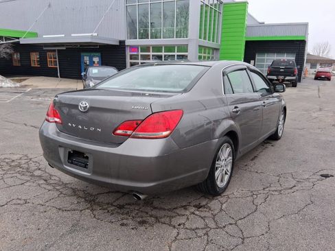 Used 2007 Toyota Avalon Limited image 4