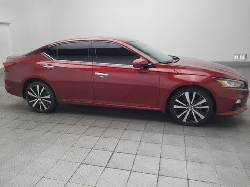 Used 2021 Nissan Altima 2.5 Platinum AWD/4WD image 11