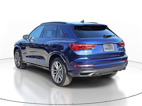 New 2025 Audi Q3 2.0T Premium image 3