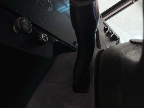 Used 2017 Ford E-350 and Econoline 350 Super Duty w/ A/C Prep Package image 36