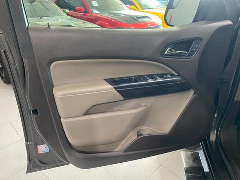 Used 2019 GMC Canyon SLT w/ Driver Alert Package image 17