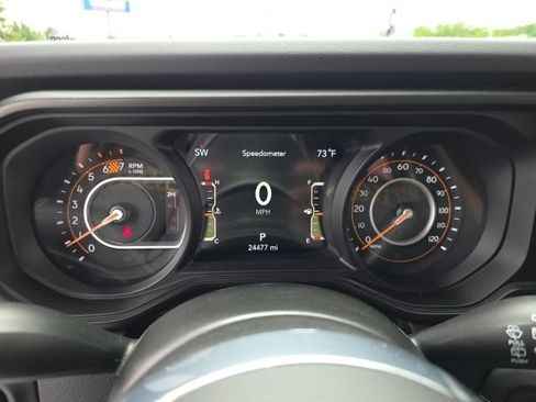 Used 2025 Jeep Wrangler Unlimited Sahara w/ Safety Group AWD/4WD image 21