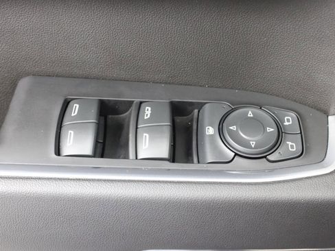 Used 2023 GMC Sierra 1500 Elevation image 18