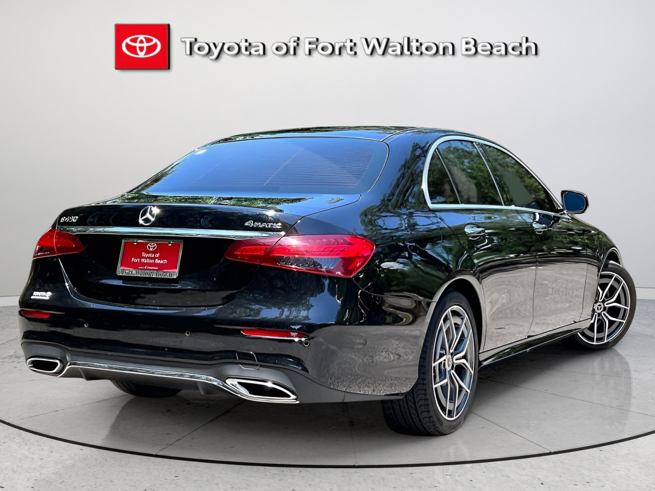 Used 2022 Mercedes-Benz E 450 4MATIC Sedan image 6