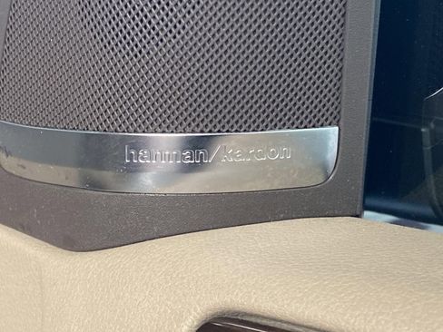 Used 2015 Mercedes-Benz ML 350 4MATIC image 10