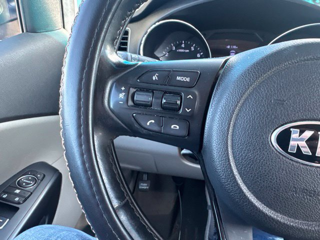 Used 2020 Kia Sedona EX FWD image 17