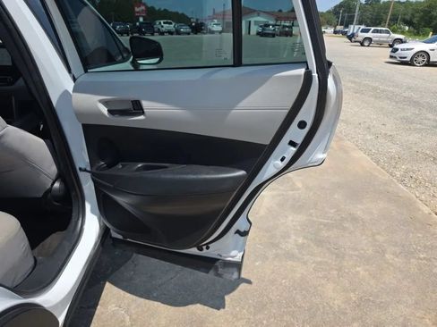 Used 2024 Toyota Corolla Cross L FWD image 38